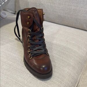 New Frye Alta Hiker boots size 10. Worn maybe one time. Two sets of laces